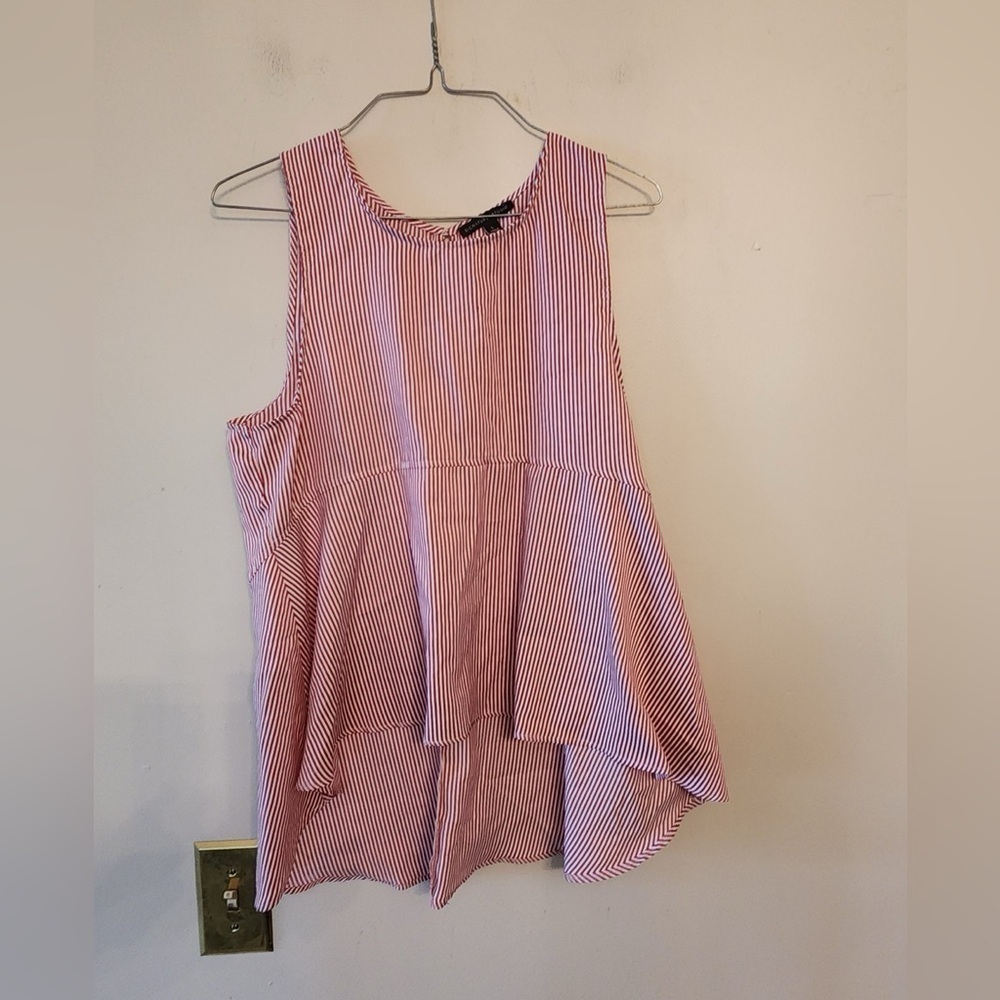 Signature studio red and white stripped tank top size womens large